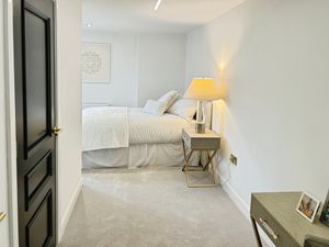 Bedroom- click for photo gallery